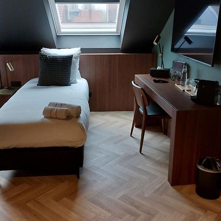 Vinotel X Тонгерен Экстерьер фото
