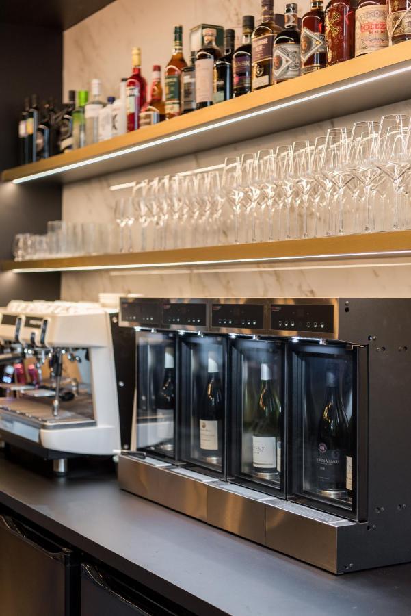 Vinotel X Тонгерен Экстерьер фото